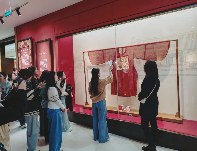 C:\Users\20905\Documents\Tencent Files\20905094\FileRecv\MobileFile\MEITU_20260327_173611484.jpg